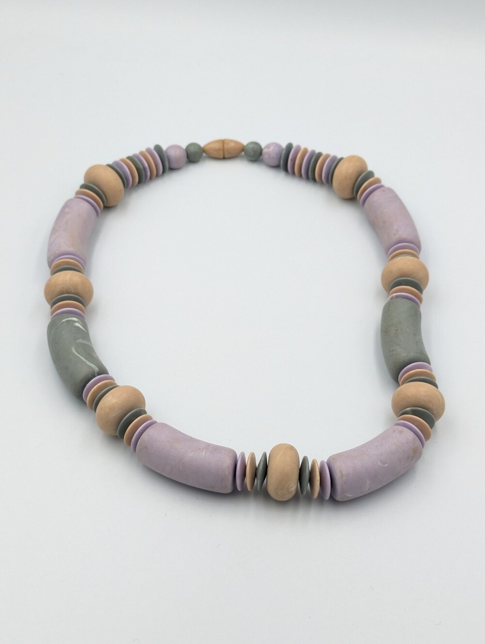 Vintage chunky 80s beaded necklace